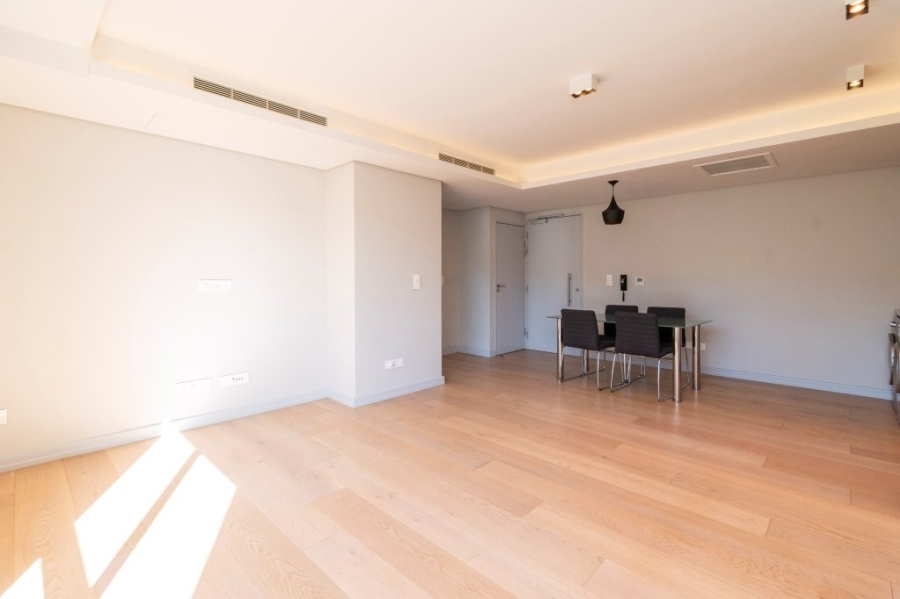 To Let 1 Bedroom Property for Rent in Sea Point Western Cape